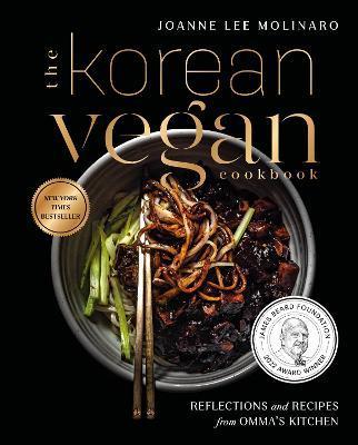 The Korean Vegan Cookbook : Reflections and Recipes from Omma's Kitchen                                                                               <br><span class="capt-avtor"> By:Molinaro, Joanna Lee                              </span><br><span class="capt-pari"> Eur:48,76 Мкд:2999</span>